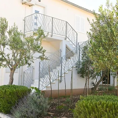 Apartament Zara *